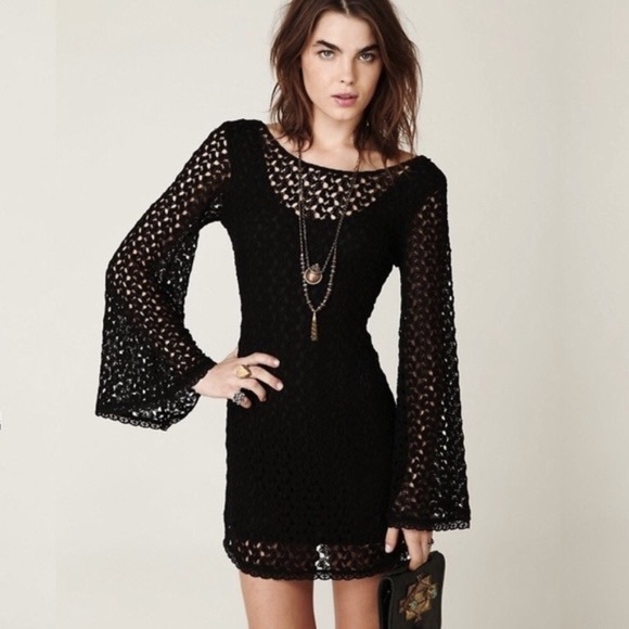 Free People Dresses & Skirts - Free People Gypsy Lace Bell Sleeve Dress Black